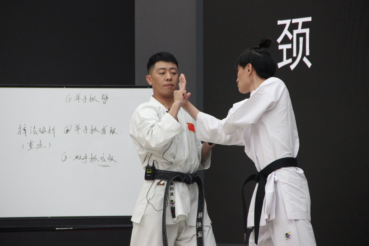 一飞冲天300倍游戏(中国游)·官方网站